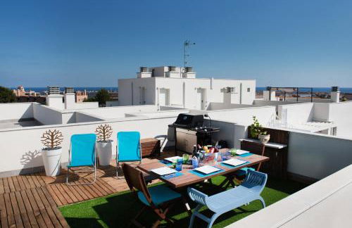 NEW APARTMENT WITH BIG TERRACE 10 Min WALK TO BEACH SUPERMARKETS - Foto 30