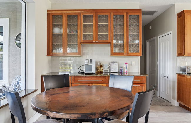 Family Paradise With Private Heated Pool 5 Bedroom Home by RedAwning - Photo 35