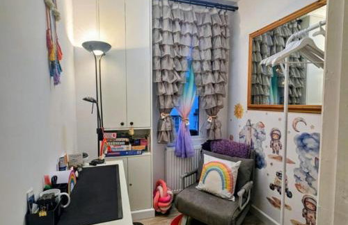 ApArt 2 Luxury 3BR Apartment Free Parking Sleeps 6 - Foto 26