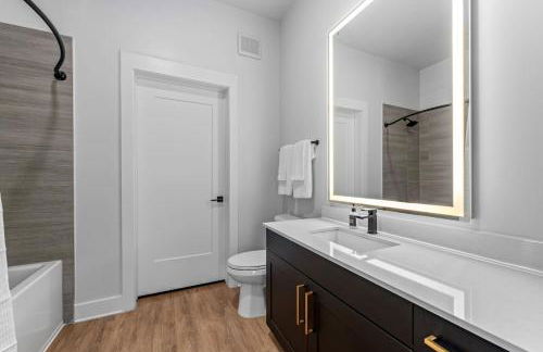 Luxury Condo Sleep the Whole Family Pool and Gym - Foto 18