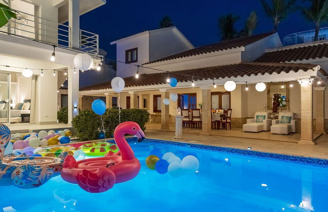 Beachfront 7BR Villa With Pool Maid Los Corales - Foto 62