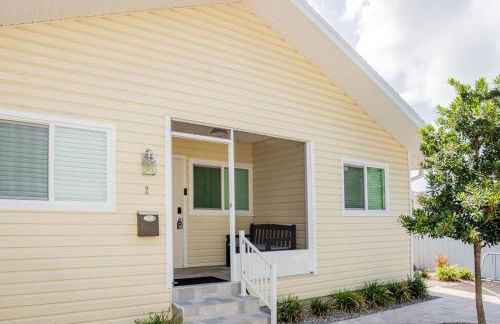 Cozy Coastal Cottage Whole House Sleeps 10 - Foto 7