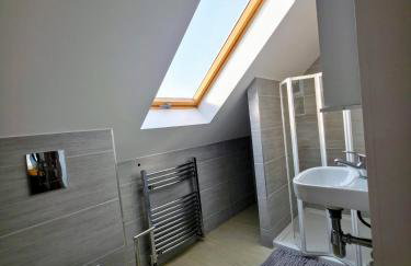 Private Luxe Bournemouth 5BR-7 Beds-3 Bath-Garden-Parking - Foto 39