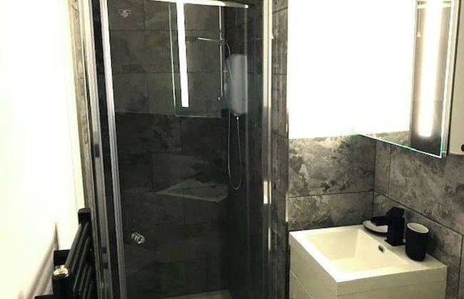 Cozy Quiet City Escape - Northampton Apartment - Foto 6