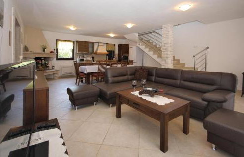 Three-Bedroom Holiday Home In Rebici - Foto 16