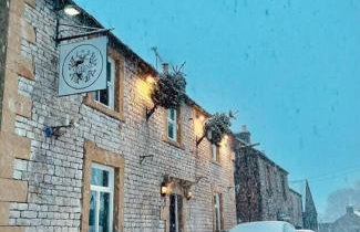 Cosy Apartment Above Village Pub - Photo 41