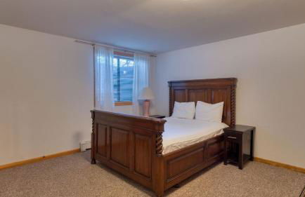 Sleeps 20 Secluded 7BDR Retreat on 71 Priv Acres Elkstone Lodge by AvantStay - Foto 37