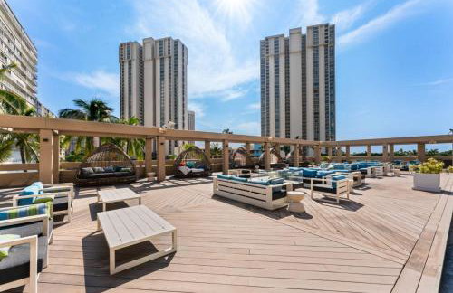 Ala Moana Hotel 2026 near beach King bed - Foto 10