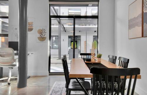 Luxurious 2 Bedroom 2 Bathroom - Foto 18