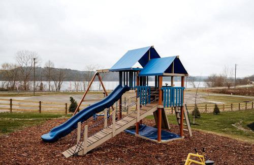 Wooden Chic Cabin Fully Stocked near Tappan Lake in Ohio - Foto 19