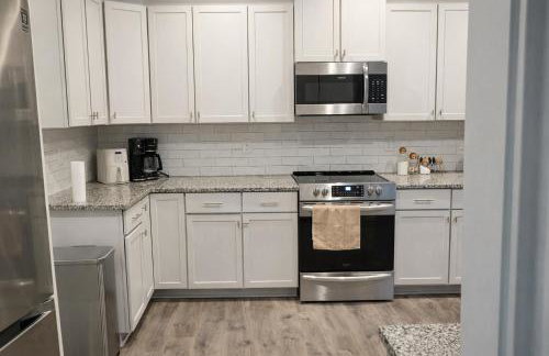 Clayton 6-Beds Family Home Near Raleigh Sleeps 12 - Foto 24