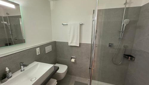 Bhome Serviced Apartments - Foto 5, towels, Shower