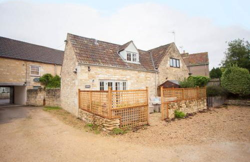 STABLES Stylish comfortable peaceful cottage with parking and outdoor space - Photo 45