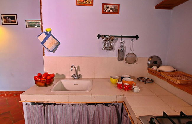 Attractive Apartment in old Farmhouse on the Estate With Pool - Foto 23