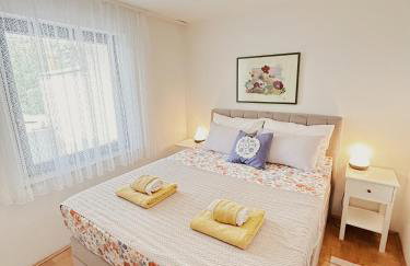 Sunny House - Photo 9