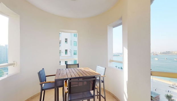 Al Dabas Beach Views 3BD Sleeps 6 Beachfront - Foto 3, Habitación