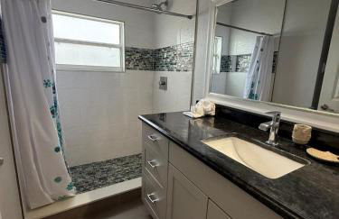 Villa Sunshine Elegant and Modern 4BR Pool House - Foto 36