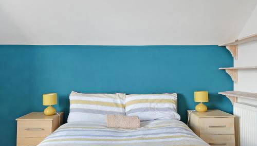 Spacious 4BR, Parking, Near Centre, Accommodates 7 - Foto 5