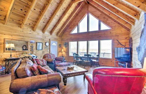 Large Cabin with Deck Overlooking Norfork Lake! - Foto 4