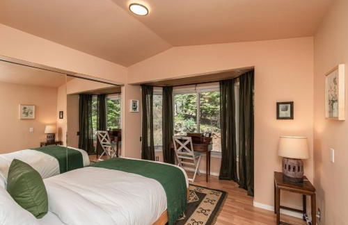 Your Spacious Escape: Creek, Pool, Sauna, Hot Tub - Foto 30