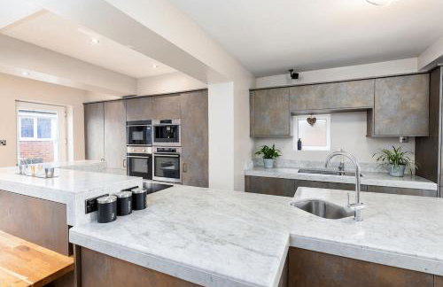 Large Modern Detached House - Foto 18