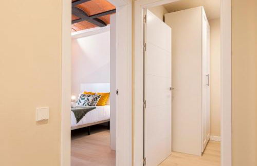 Barcelona Touch Apartments - Campalans - Photo 19