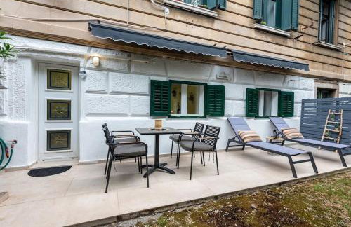 City Center Apartment with Free Parking - Foto 19