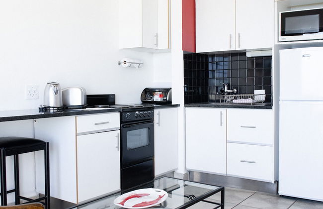 Strand Pavilion - Photo 16