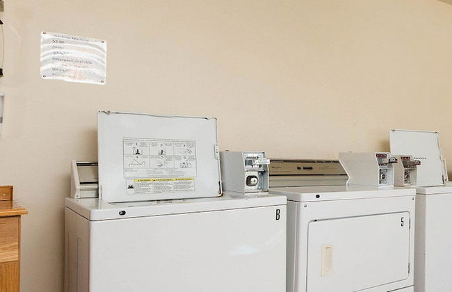 3BedroomApt Pool CampFire PlayArea - Photo 20