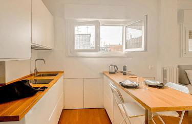 Ariberto22 Suite - 15 mins walk from Duomo - Foto 16