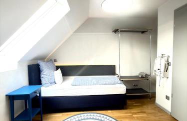 LikeHome gemütliches Privatzimmer im Haus, Hasenfelder Weg 15 in Heinersdorf - Photo 1