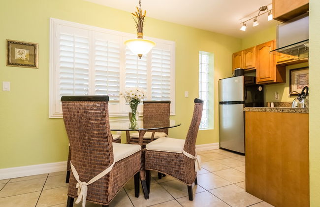 Tropical Beach Resorts - Photo 26