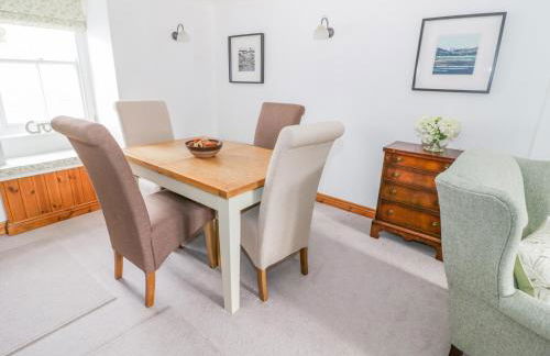 Bryn Haf, New Street - Photo 6