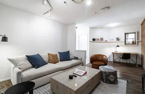 Cute 1Bed Loft at The Foundry - Steps to Riverside - Foto 10