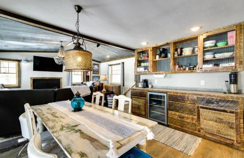 Lakefront Nevis Cabin Escape with Hot Tub! - Foto 8