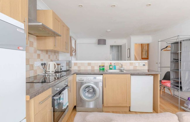 Studio W/private Patio Heart of Brixton, London! - Foto 8