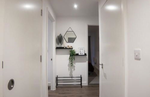 Luxury Mcr 2bed,2bath Apartment- Central location! - Foto 32