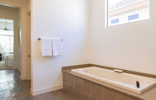 Sandflower by Avantstay Oasis w/ Pool + Golf! - Foto 20