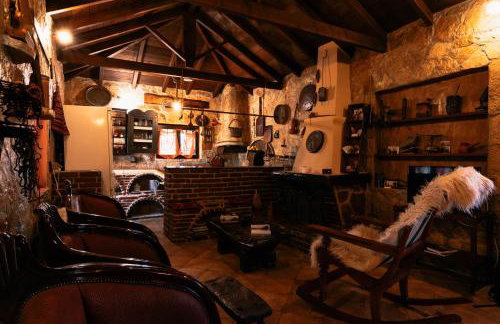 Vintage Stone House Where Calm Lives - Photo 6