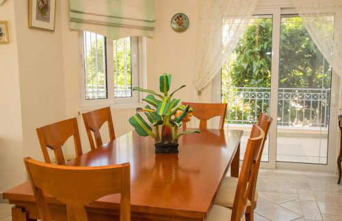 Waterfront 5BR Villa near Porto Heli by JJ Hospitality - Foto 26