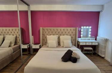 Champs-Elysées - Arc de Triomphe - 2 pièces - 4p - Foto 1