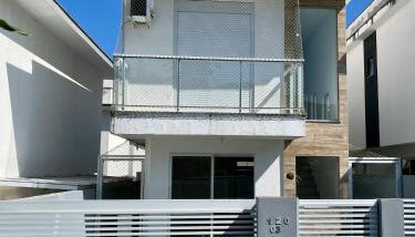 Casa prox. a praia do Campeche - Foto 2