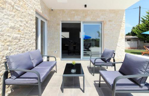 New modern villa Gogo with private pool near the beach and town of Pula by WiiBuk - Foto 5