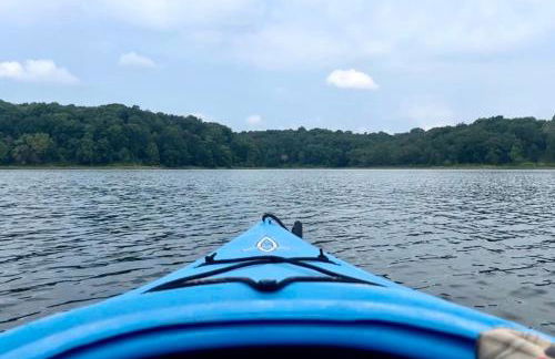 Log Home Hot Tub Retreat, Kayaks - Photo 2
