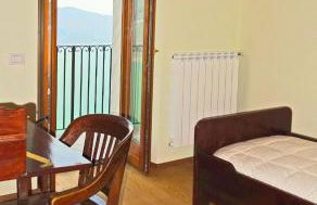 Casa De Pol Exclusive Lake View by Gardadomusmea - Photo 21