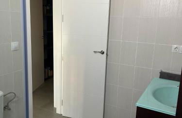 Preciosa casa con piscina - Photo 49