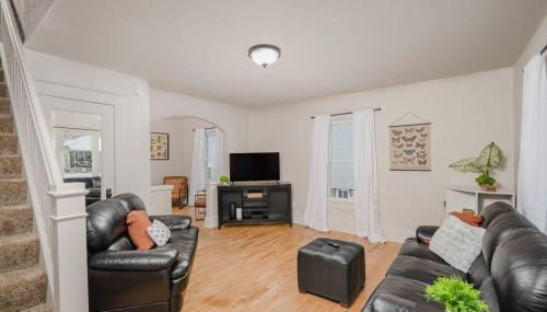 Downtown Home off College Avenue - Lawrence University - Foto 1