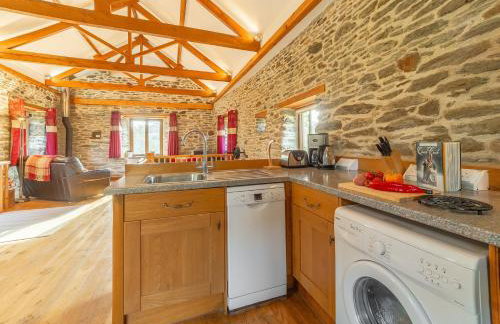 The Threshing Barn - Photo 11