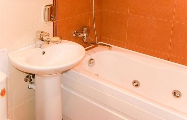 Megapolis Apartments on Nikitinskaya street 21 – apt 70 - Photo 7