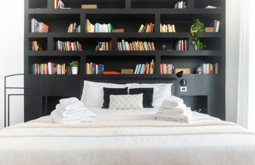 Apartment with Panoramic View of Milan and public free parking lot - Foto 14